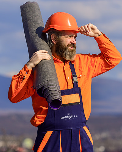 hi-visibility-work-wear