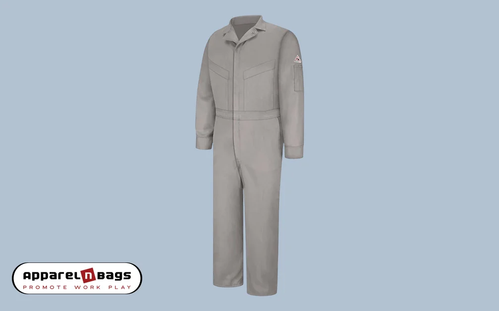 What Do Mechanics Wear To Work?