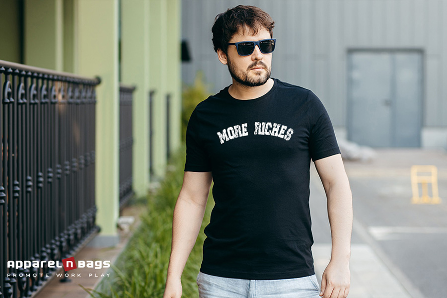 Black t-shirt