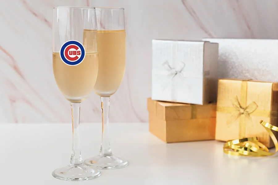 champagne flutes