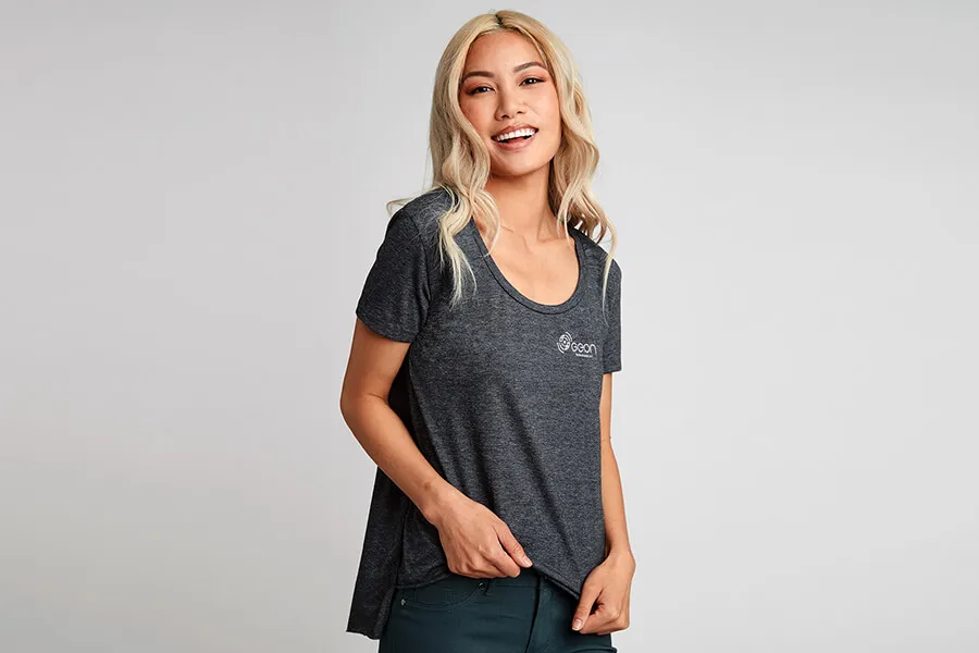 scoop neck